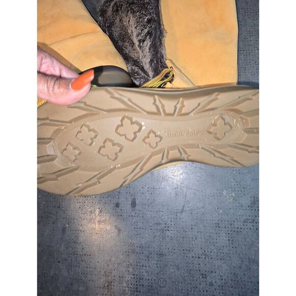 Timberland Wheat FurBoot - Picture 5 of 6